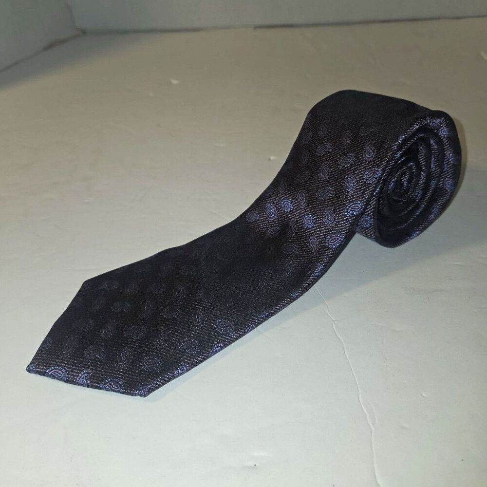 Joseph Abboud Men's Woven Pointed Tie Purple Blue Paisley Pattern